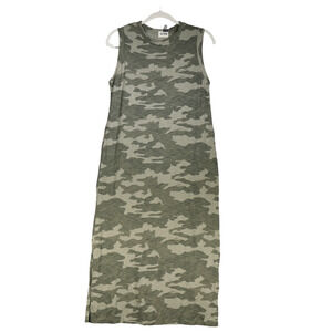 Universal Thread T Shirt Maxi Dress Womens Small Green Camo Lightweight Slits